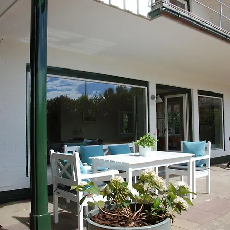 Holiday home Reethaus Am Direkt Am Wyk auf Foehr