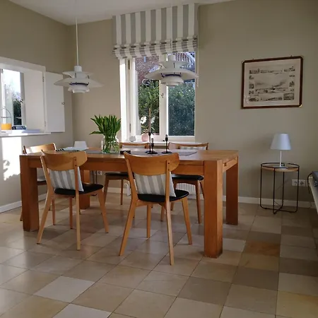 Holiday home Reethaus Am Direkt Am *